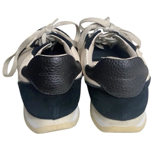 COACH C118 Runner I Size: 7.5B - Picture 7 of 16